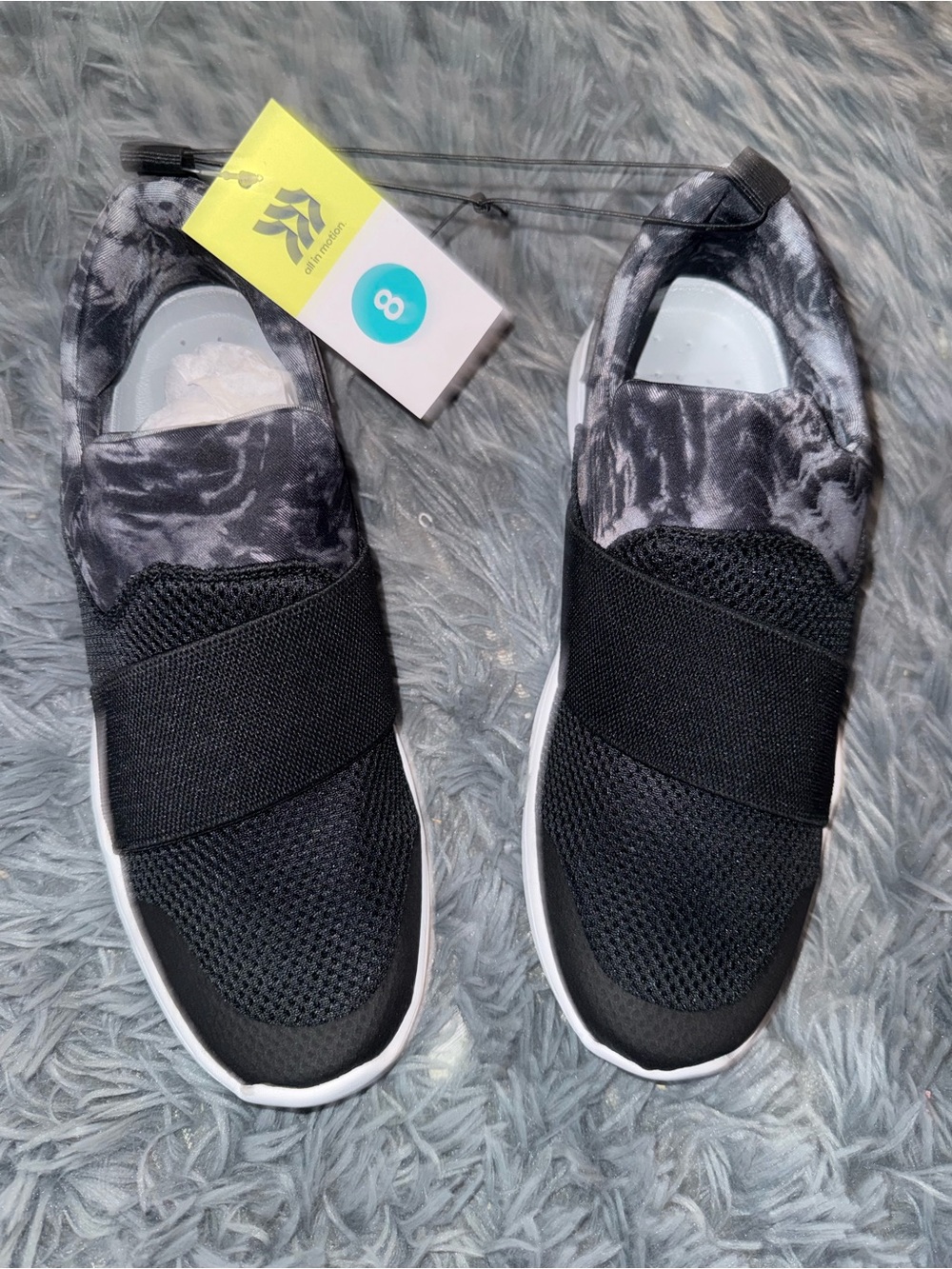 NWT All in Motion Women’s Size 8 Black Slip-On Athletic Sneakers Target
